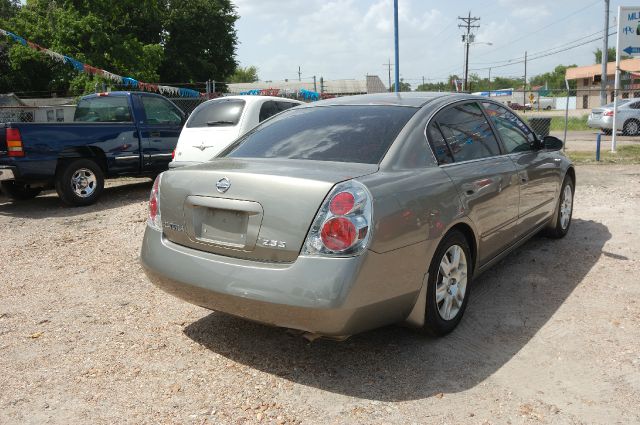 Nissan Altima 2005 photo 1