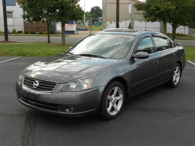 Nissan Altima LE Sedan