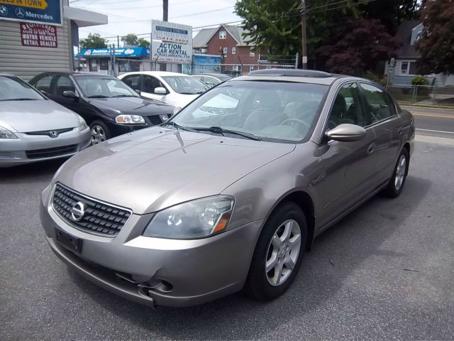 Nissan Altima 2005 photo 1