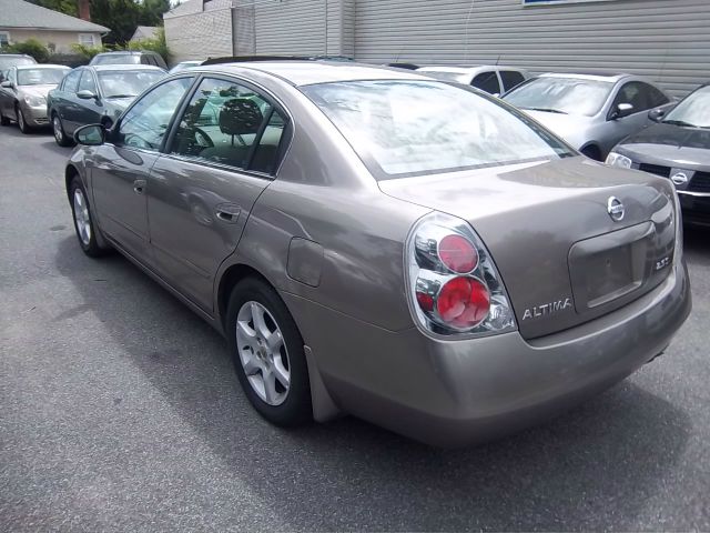 Nissan Altima 2005 photo 14