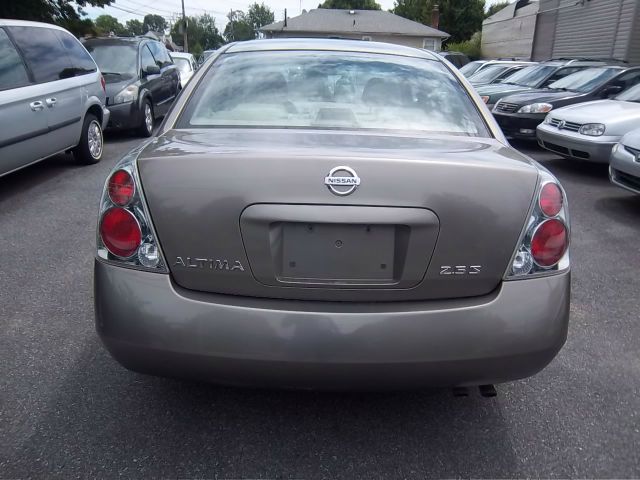 Nissan Altima 2005 photo 18