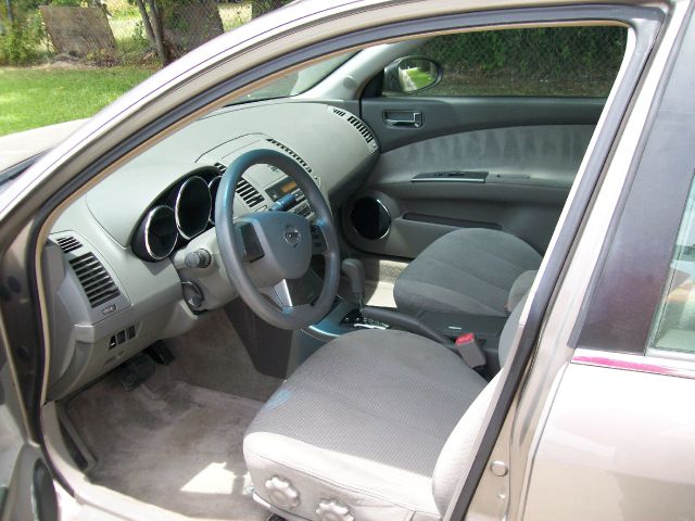 Nissan Altima 2005 photo 1