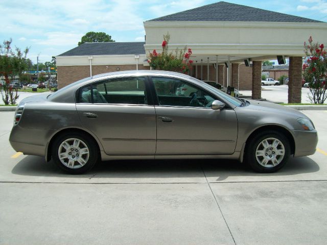 Nissan Altima 2005 photo 3