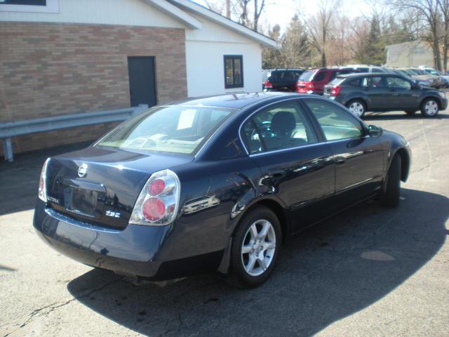 Nissan Altima 2005 photo 1