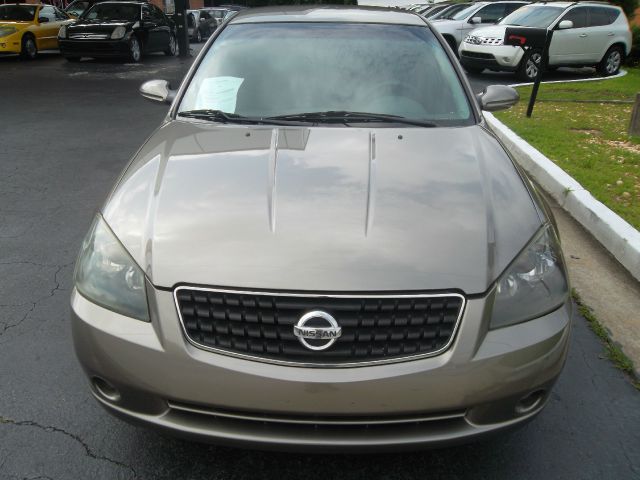 Nissan Altima 2005 photo 1