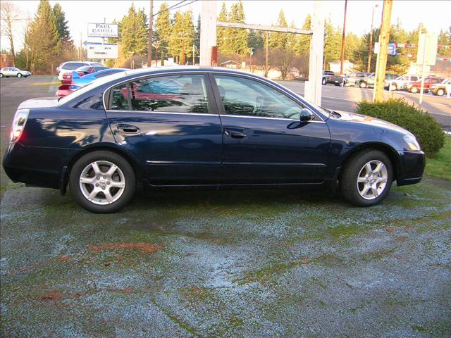 Nissan Altima XR Sedan