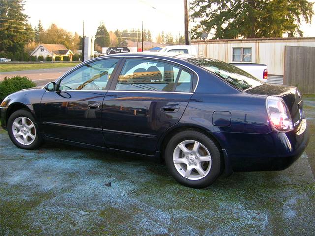 Nissan Altima 2005 photo 2