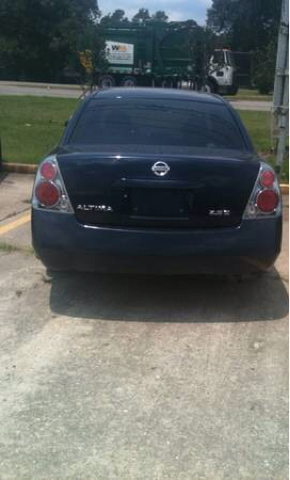 Nissan Altima 2005 photo 2