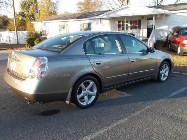 Nissan Altima 2005 photo 3