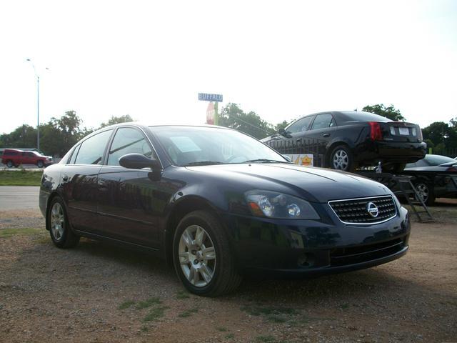 Nissan Altima 2005 photo 1