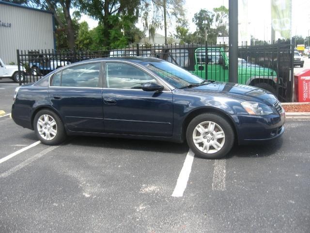 Nissan Altima 2005 photo 1