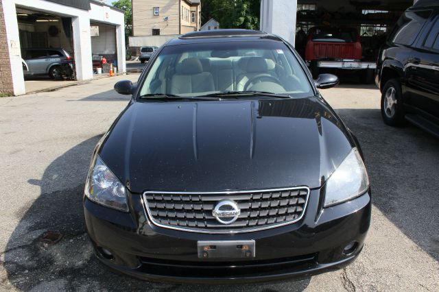 Nissan Altima 2005 photo 12