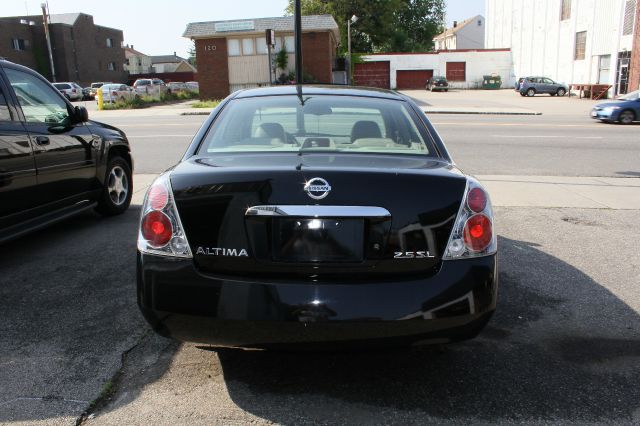 Nissan Altima 2005 photo 9