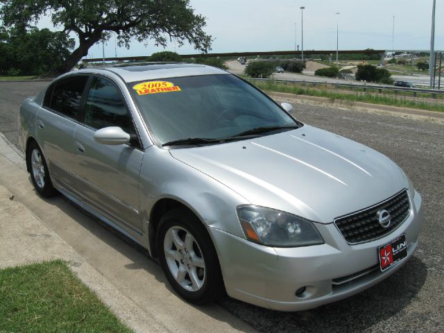 Nissan Altima 2005 photo 4