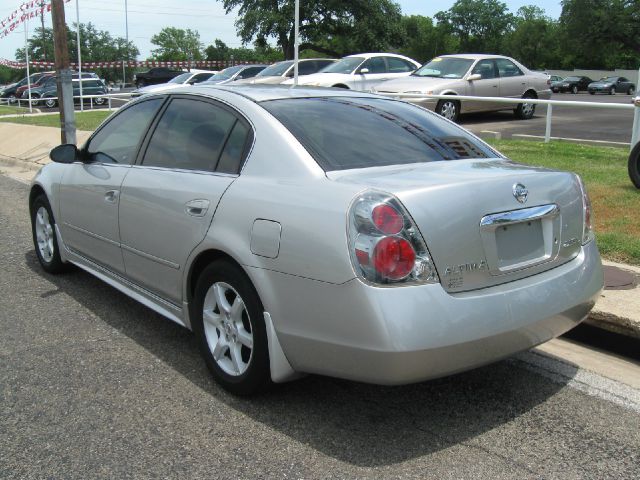 Nissan Altima 2005 photo 6