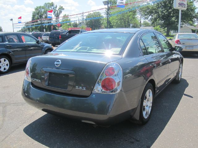 Nissan Altima 2005 photo 3