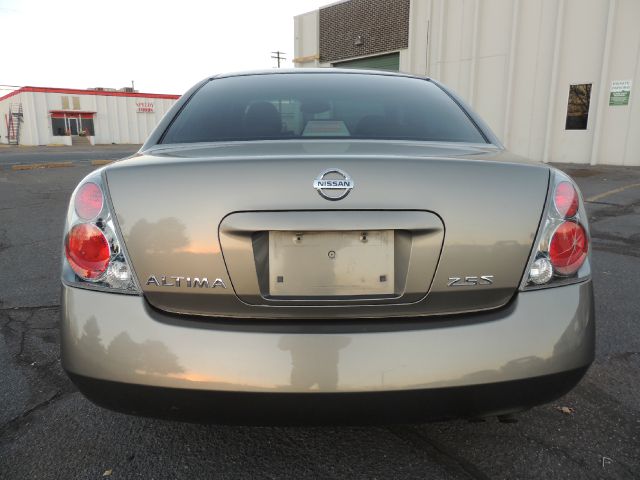 Nissan Altima 2005 photo 1