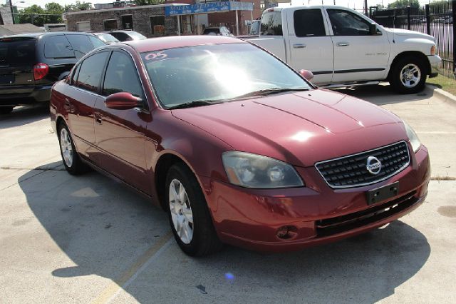 Nissan Altima 2005 photo 1