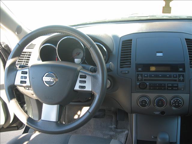 Nissan Altima 2005 photo 1