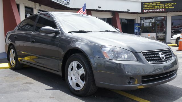 Nissan Altima 2005 photo 3