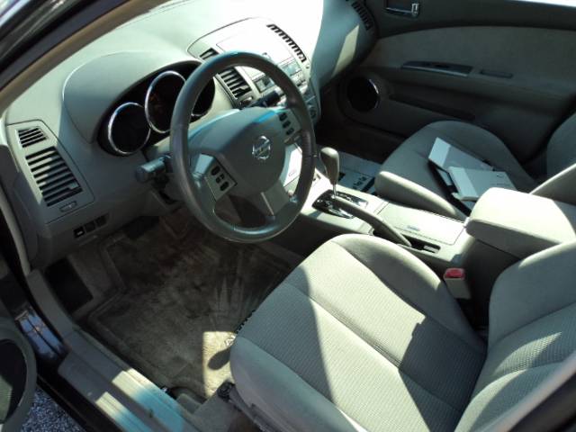 Nissan Altima 2005 photo 4