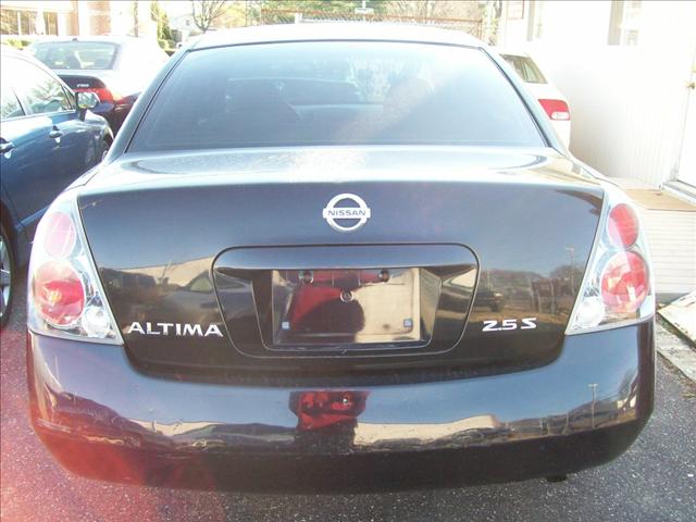 Nissan Altima 2005 photo 4