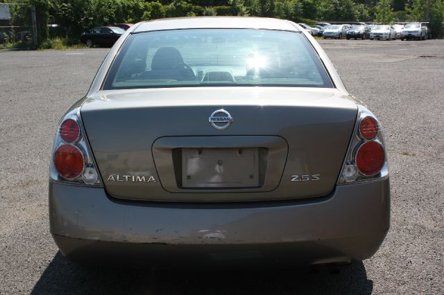 Nissan Altima 2005 photo 1