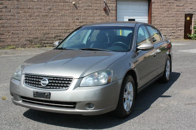 Nissan Altima 2005 photo 3