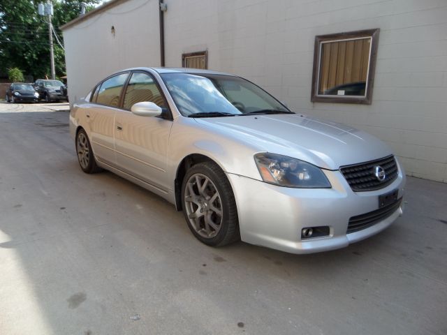 Nissan Altima 2005 photo 1