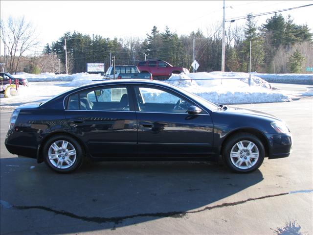 Nissan Altima 2005 photo 1