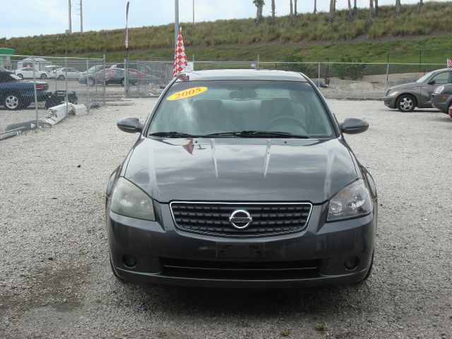 Nissan Altima 2005 photo 4