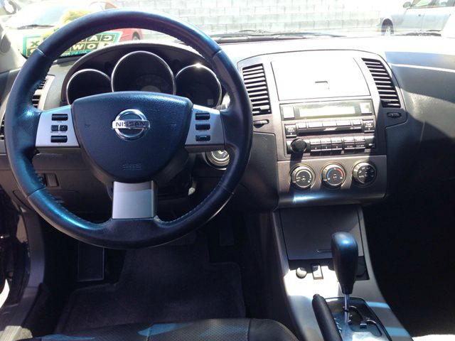 Nissan Altima 2005 photo 1