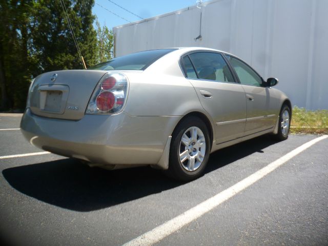 Nissan Altima 2005 photo 13