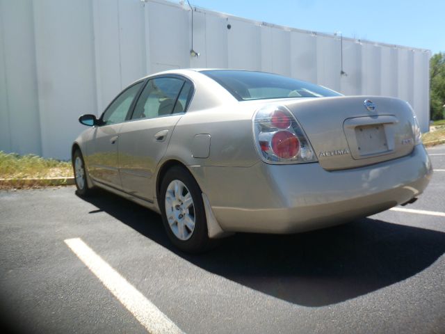 Nissan Altima 2005 photo 21