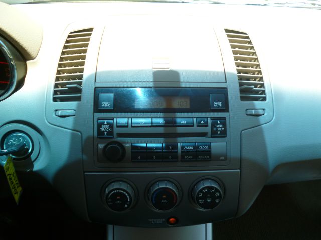 Nissan Altima 2005 photo 3