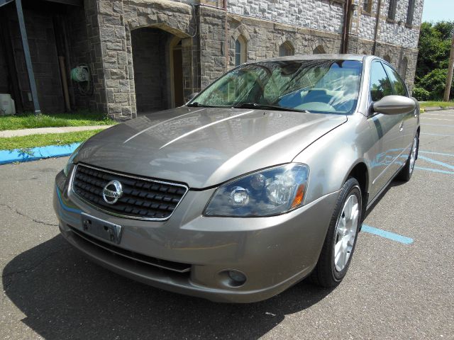 Nissan Altima 2005 photo 4