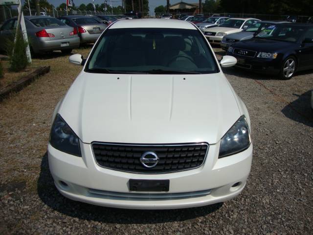 Nissan Altima 2005 photo 4