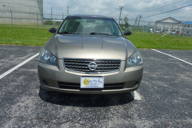 Nissan Altima 2005 photo 4