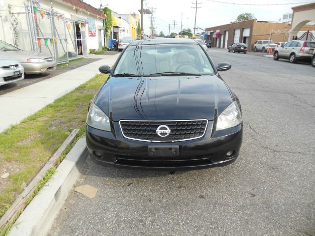 Nissan Altima 2005 photo 1