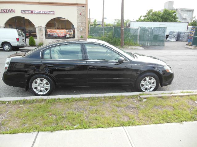 Nissan Altima 2005 photo 4