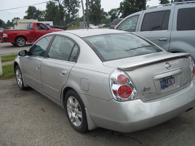 Nissan Altima 2005 photo 3