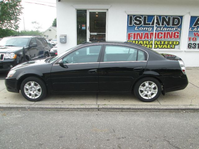 Nissan Altima 2005 photo 1