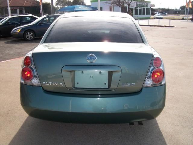 Nissan Altima Pickupslt Quad Cab SWB 4WD 4x4 Truck Sedan