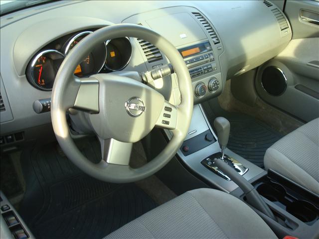 Nissan Altima 2005 photo 1