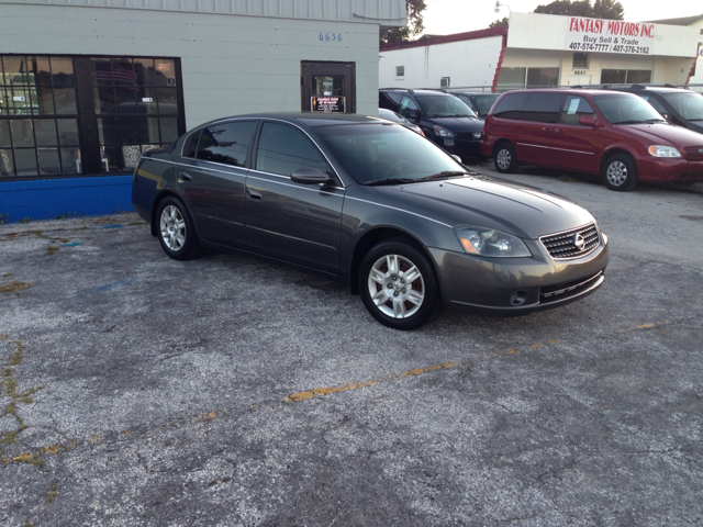 Nissan Altima 2005 photo 1