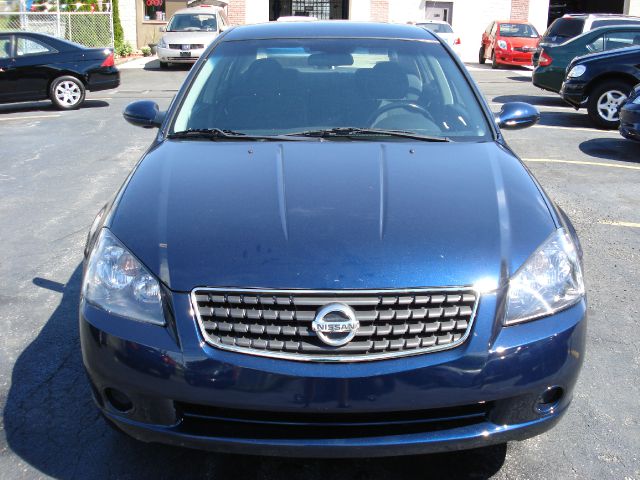 Nissan Altima 2005 photo 1