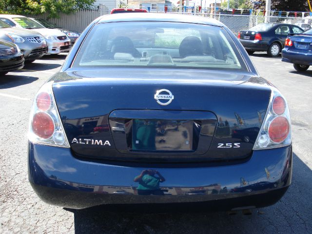 Nissan Altima 2005 photo 4