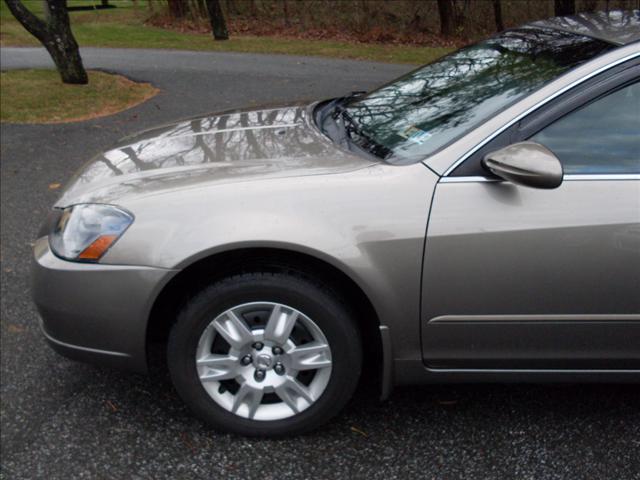 Nissan Altima 2005 photo 1