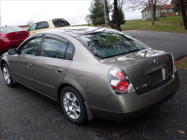 Nissan Altima 2005 photo 4