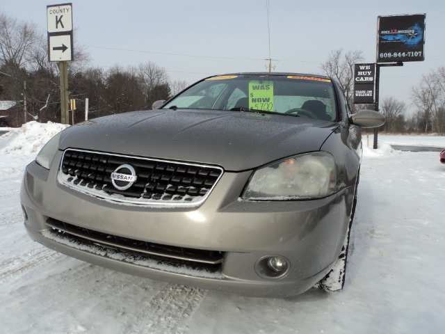 Nissan Altima 2005 photo 1